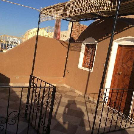 The Brown House Daire Luksor Dış mekan fotoğraf